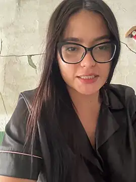 Snapshot of Karla-sexy01 chatting on January 2025 03:50:01 PM Karla-sexy01 online show from January 2025 03:50:01 PM