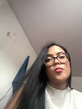 Karla-sexy01 online show from June 2026 07:41:02 PM