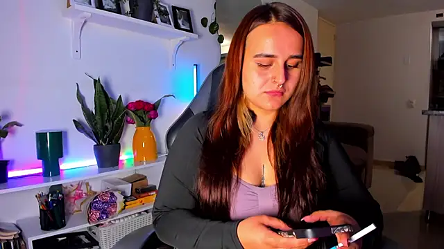 evy orange1 online show from April 2026 11:24:02 PM