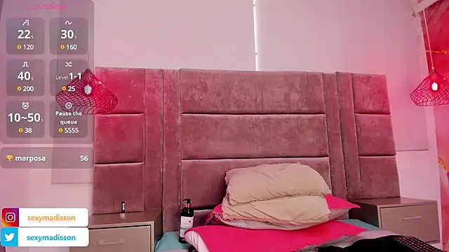 Snapshot of MADISSONLOVE_ chatting on February 2025 05:07:02 PM MADISSONLOVE online show from February 2025 05:07:02 PM