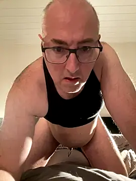 Snapshot of Ronaldo50_DK chatting on December 2025 05:33:02 PM Ronaldo50 DK online show from December 2025 05:33:02 PM