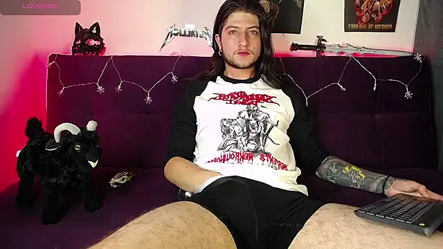 blckwolf 6 online show from December 2024 10:02:02 PM