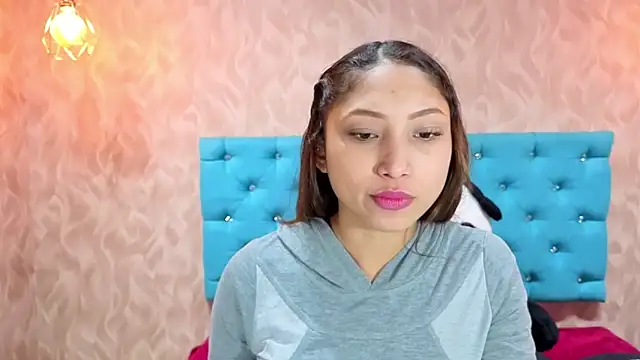 MadelineDoll online show from April 2026 02:04:02 PM