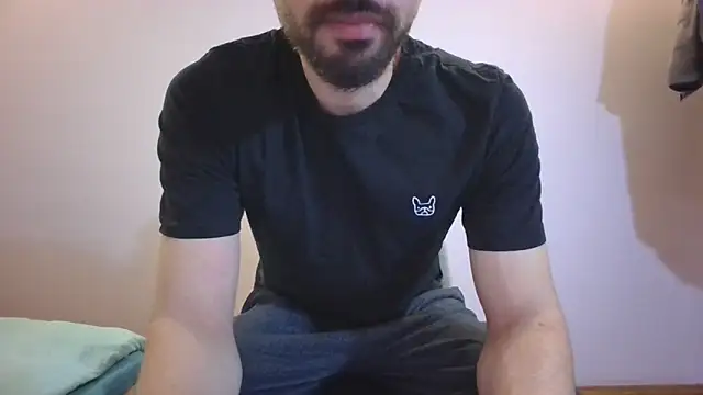 Snapshot of Turkboy_17 chatting on December 2024 03:42:01 PM Turkboy 17 online show from December 2024 03:42:01 PM