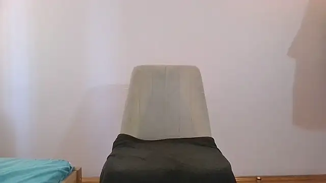 Snapshot of Turkboy_17 chatting on March 2025 07:43:02 AM Turkboy 17 online show from March 2025 07:43:02 AM