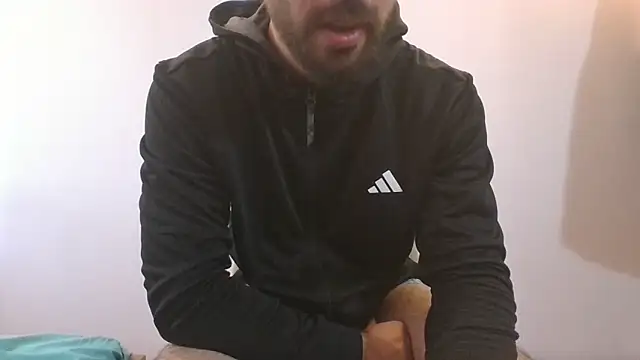 Snapshot of Turkboy_17 chatting on March 2025 07:56:02 AM Turkboy 17 online show from March 2025 07:56:02 AM