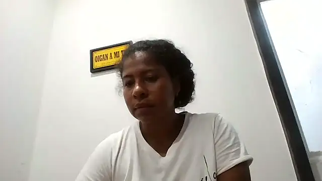 Ivon-09 online show from February 2026 11:27:01 AM