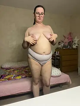 hungry1bunny online show from January 2025 10:53:02 PM