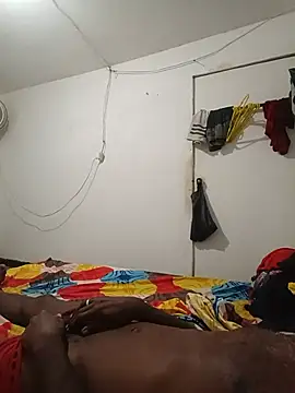 Yairelnegro online show from July 2026 08:08:01 AM