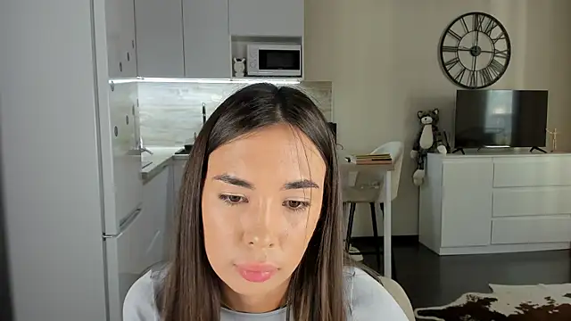 nilliluv online show from October 2025 09:17:01 AM