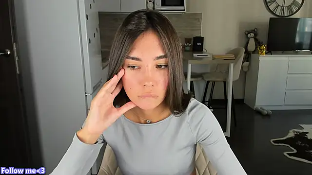 nilliluv online show from October 2025 09:51:02 AM