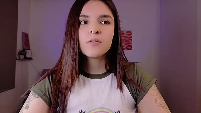 Snapshot of Mariangeel chatting on October 2025 10:55:02 PM Mariangeel online show from October 2025 10:55:02 PM