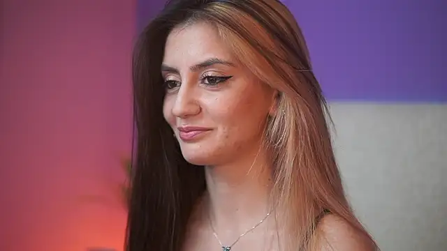 SabrinaHope online show from November 2025 10:35:01 PM