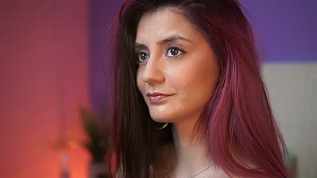 Snapshot of SabrinaHope chatting on May 2026 08:06:02 PM SabrinaHope online show from May 2026 08:06:02 PM