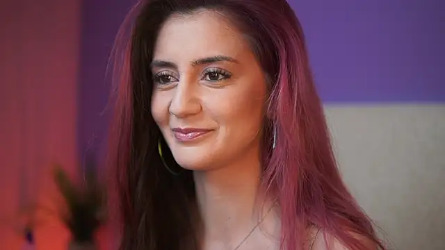 Snapshot of SabrinaHope chatting on June 2026 09:06:01 PM SabrinaHope online show from June 2026 09:06:01 PM