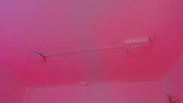 Snapshot of ChaynnaCooper chatting on November 2025 04:49:01 AM ChaynnaCooper online show from November 2025 04:49:01 AM