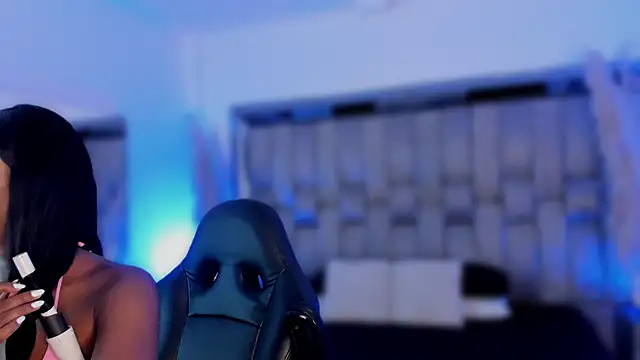 Snapshot of ChaynnaCooper chatting on December 2025 09:08:01 PM ChaynnaCooper online show from December 2025 09:08:01 PM