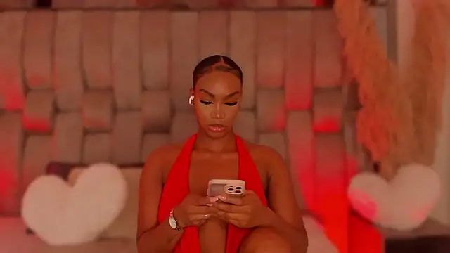 Snapshot of ChaynnaCooper chatting on February 2026 08:13:01 AM ChaynnaCooper online show from February 2026 08:13:01 AM