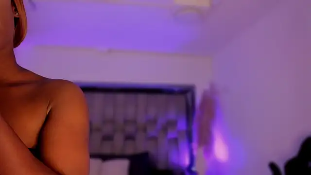 Snapshot of ChaynnaCooper chatting on February 2026 03:51:02 AM ChaynnaCooper online show from February 2026 03:51:02 AM