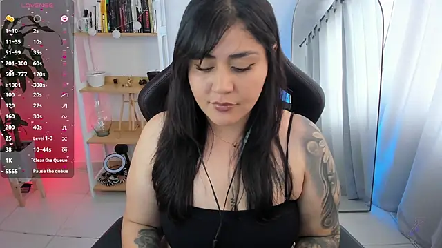 GretaX-X online show from December 2025 07:21:01 PM