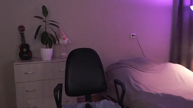 SarahSweetie online show from February 2026 03:41:02 PM