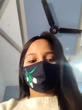 Varnika aarora online show from December 2024 07:04:01 AM