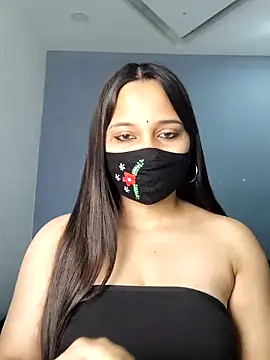 Varnika aarora online show from March 2025 03:43:01 AM