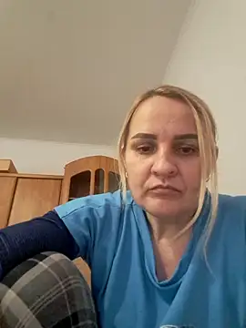 Malichkaanna30 online show from December 2024 10:49:01 AM