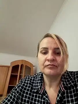 Malichkaanna30 online show from February 2025 08:44:02 AM