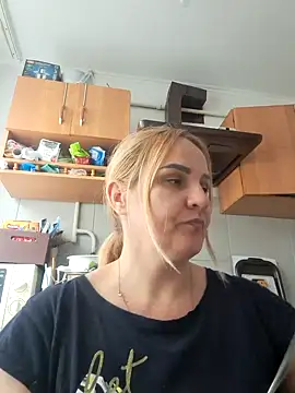 Malichkaanna30 online show from February 2026 10:56:02 AM