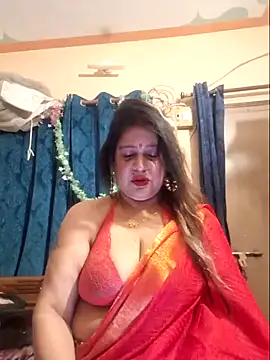 Snapshot of Hot_Queen77 chatting on January 2025 05:10:02 PM Hot Queen77 online show from January 2025 05:10:02 PM