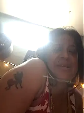 Snapshot of Hot_Queen77 chatting on February 2025 09:03:02 PM Hot Queen77 online show from February 2025 09:03:02 PM