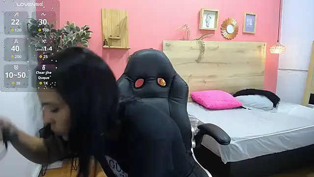 Snapshot of scarlet-foox chatting on September 2025 12:10:01 PM scarlet-foox online show from September 2025 12:10:01 PM