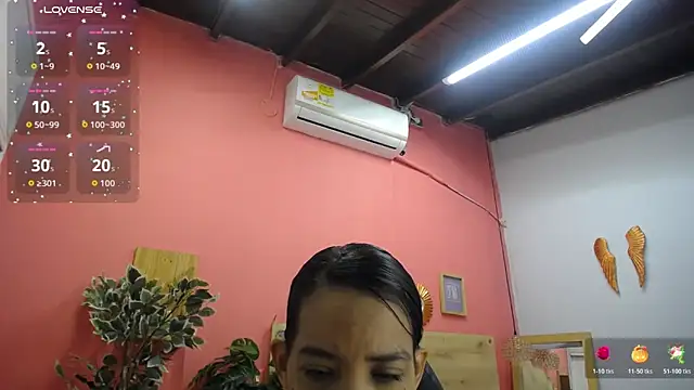 Snapshot of scarlet-foox chatting on November 2025 01:25:02 PM scarlet-foox online show from November 2025 01:25:02 PM