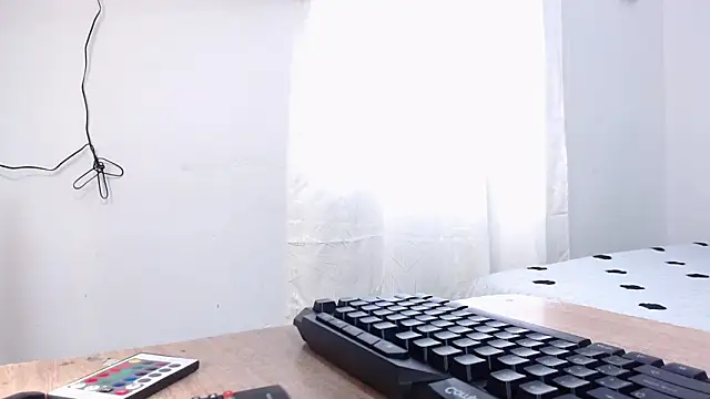 Snapshot of scarlet-foox chatting on January 2026 01:05:01 PM scarlet-foox online show from January 2026 01:05:01 PM