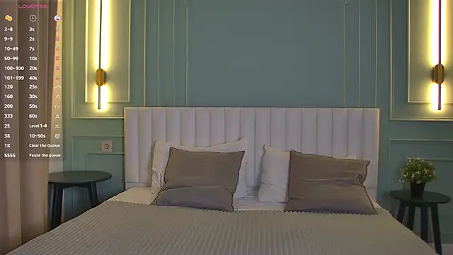 Snapshot of RizeShiro chatting on November 2025 05:29:02 AM RizeShiro online show from November 2025 05:29:02 AM