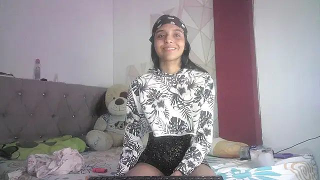 Michi sexy online show from March 2025 04:43:02 PM