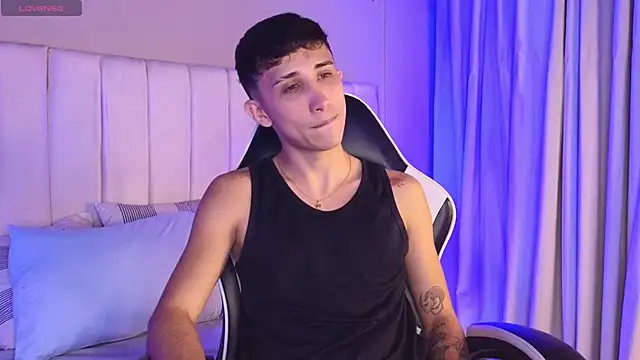 Snapshot of rome_hard chatting on February 2026 07:34:02 PM rome hard online show from February 2026 07:34:02 PM