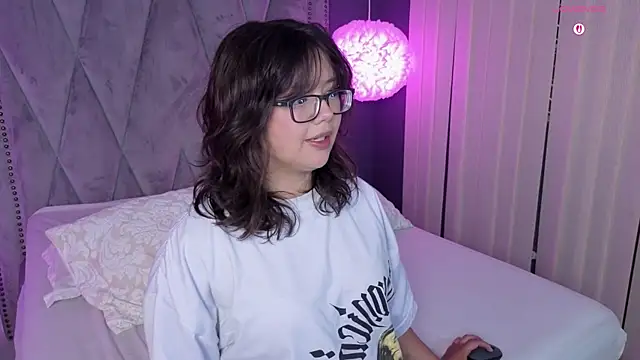 Snapshot of missy_taylor_ chatting on September 2025 08:52:02 PM missy taylor online show from September 2025 08:52:02 PM