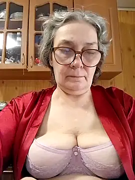 IrinaSweet54 online show from May 2026 07:13:01 AM
