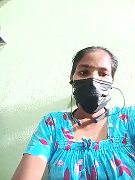 Snapshot of anusiya01 chatting on February 2025 03:21:01 AM anusiya01 online show from February 2025 03:21:01 AM