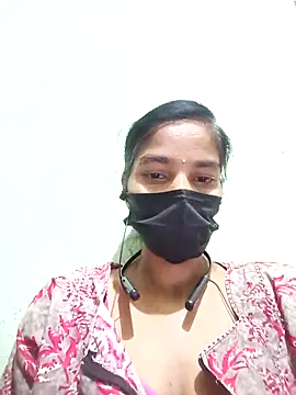 Snapshot of anusiya01 chatting on March 2025 05:05:01 PM anusiya01 online show from March 2025 05:05:01 PM