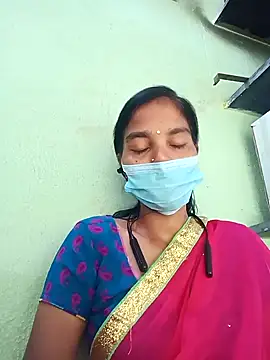 Snapshot of anusiya01 chatting on October 2025 02:21:02 AM anusiya01 online show from October 2025 02:21:02 AM