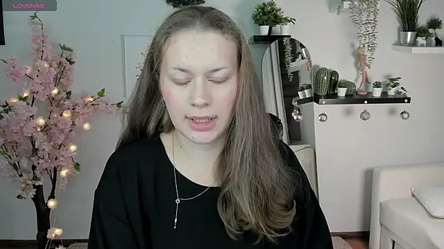 Snapshot of Ariell_Margot_ chatting on January 2025 03:28:02 PM Ariell Margot online show from January 2025 03:28:02 PM