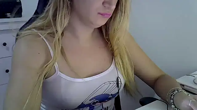 luizacandy online show from December 2025 02:19:02 AM