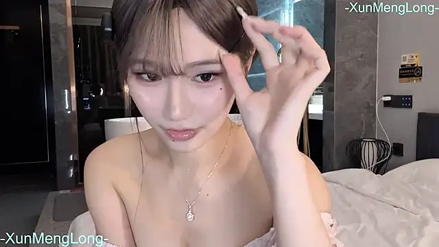 Snapshot of -XunMengLong- chatting on August 2026 02:19:01 PM -XunMengLong- online show from August 2026 02:19:01 PM