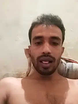 Snapshot of MDROBEL007 chatting on February 2025 05:42:01 PM MDROBEL007 online show from February 2025 05:42:01 PM