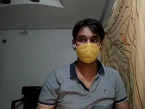 Snapshot of brownguy1234 chatting on January 2025 06:40:01 PM brownguy1234 online show from January 2025 06:40:01 PM