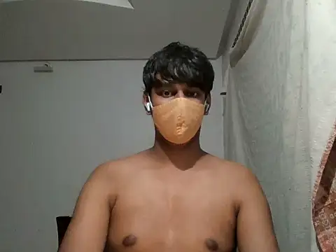 Snapshot of brownguy1234 chatting on February 2025 04:33:01 PM brownguy1234 online show from February 2025 04:33:01 PM