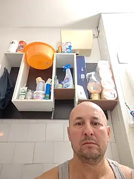 intx800 online show from November 2025 03:18:02 AM